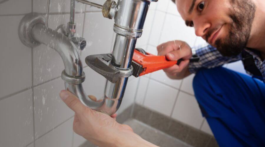 Professional same day plumber services in Oakwood, VA